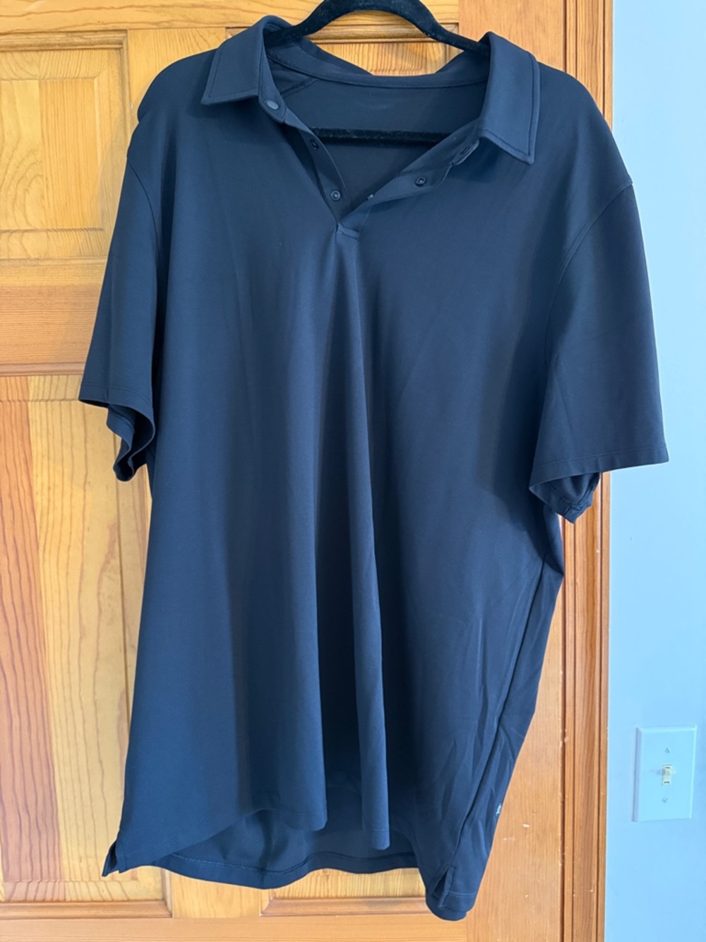 lululemon athletica Men's Black Short-Sleeve Polo